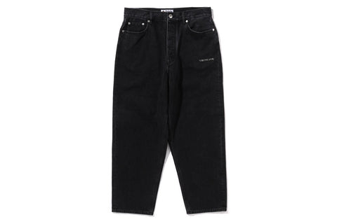 METAL LOGO PIN DENIM PANTS