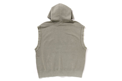 STUDDED GARMENT DYE LOGO SLEEVELESS PULLOVER HOODIE