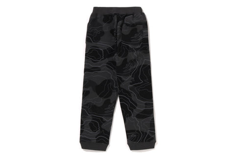 LAYERED LINE CAMO SHARK SWEAT PANTS