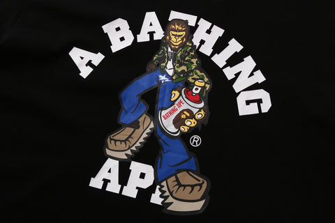 GRAFFITI CHARACTER COLLEGE RELAXED FIT TEE
