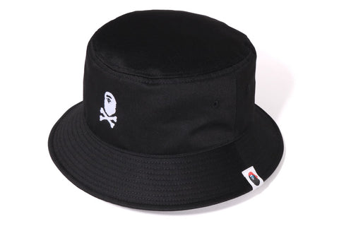 APE CROSSBONE BUCKET HAT