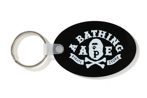 PIRATE STORE RUBBER KEYCHAIN