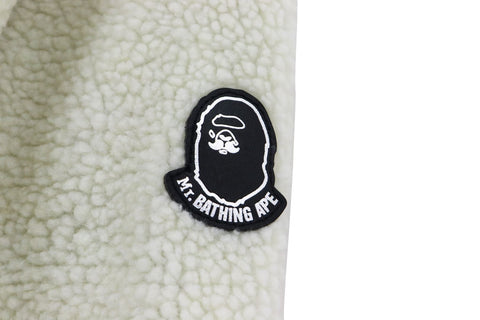 MR BOA CREWNECK